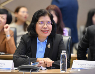 อธิบดีกรมทรัพย์สินทางปัญญารับมอบนโยบายในการขับเคลื่อนเศรษฐกิจ