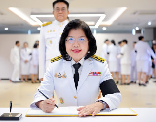 อธิบดี