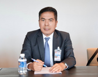 นายอาวุธ