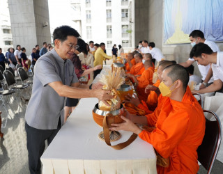 อธิบดีและผู้บริหารกรมทรัพย์สินทางปัญญา