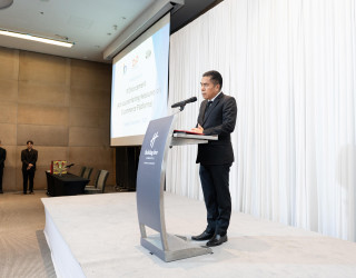 นายอาวุธ