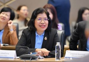 อธิบดีกรมทรัพย์สินทางปัญญารับมอบนโยบายในการขับเคลื่อนเศรษฐกิจ