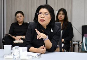 อธิบดีกรมทรัพย์สินทางปัญญา ประชุมหารือร่วมกับผู้จัดการใหญ่ บริษัท ข้อมูลเครดิตแห่งชาติ จำกัด(ดร.ลัษมณ อรรถาพิช) เกี่ยวกับจัดกิจกรรมให้ความรู้และเผยแพร่ข้อมูล IP Financing