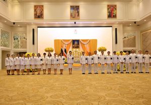 อธิบดีและผู้บริหารกรมทรัพย์สินทางปัญญา เข้าร่วมพิธีถวายพระพรชัยมงคลพระบาทสมเด็จพระเจ้าอยู่หัว และลงนามถวายพระพรเนื่องในโอกาสวันฉัตรมงคล 4 พฤษภาคม 2569โดยมีรองนายกรัฐมนตรีและรัฐมนตรีว่าการกระทรวงพาณิชย์ (นางศุภจี สุธรรมพันธุ์) เป็นประธาน 