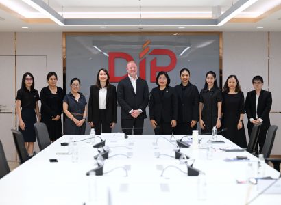 กรมทรัพย์สินทางปัญญา หารือ สมาคมผู้สร้างภาพยนต์แห่งสหรัฐอเมริกา ภูมิภาคเอเชียแปซิฟิก(MPA) การใช้งานลิขสิทธิ์มาฝึกฝน AI อย่างรับผิดชอบ สร้างสมดุลการคุ้มครองสิทธิ vs เปิดทางต่อยอดงานสร้างสรรค์ด้วยเทคโนโลยี