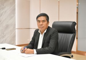 นายอาวุธ วงศ์สวัสดิ์ รองอธิบดีกรมทรัพย์สินทางปัญญา เป็นประธานการประชุม หารือการขึ้นทะเบียนเป็นผู้ให้บริการทางธุรกิจเพื่อสนับสนุน การยกระดับผู้ประกอบการวิสาหกิจขนาดกลางและขนาดย่อม ภายใต้โครงการส่งเสริมผู้ประกอบการผ่านระบบ BDS ผ่านระบบอิเล็กทรอนิกส์ โปรแกรม