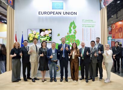 EU มอบใบประกาศขึ้นทะเบียน GI “มะพร้าวน้ำหอมราชบุรี” ของไทย ในสหภาพยุโรป โชว์ศักยภาพสินค้าไทย เปิดประตูสู่โอกาสทางการค้ากว่า 27 ประเทศสมาชิก