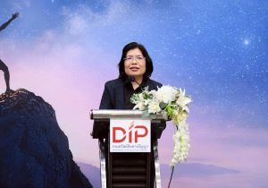 อธิบดีกรมทรัพย์สินทางปัญญาเป็นประธานในพิธีเปิดโครงการ   “IP Local Hero” ปี 6ปั้น “ฮีโร่คนคอน” ประจำปี 2569 ใช้ทรัพย์สินทางปัญญาอัพเกรดสินค้าย่านท่องเที่ยวพร้อมลงตรวจแหล่งผลิต GI และสินค้าศักยภาพของจังหวัดนครศรีธรรมราช วันที่ 12 มกราคม 2569 ณ จังหวัดนครศรี