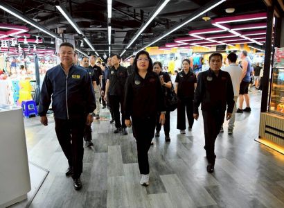 กรมทรัพย์สินทางปัญญา ผนึกกำลัง บก.ปอศ. บุกตรวจการจำหน่ายสินค้าละเมิดทรัพย์สินทางปัญญากลางกรุงฯ