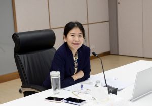  (รองอธิบดีกรมทรัพย์สินทางปัญญา) เป็นประธานการประชุม คณะทำงานเจรจาด้านทรัพย์สินทางปัญญา