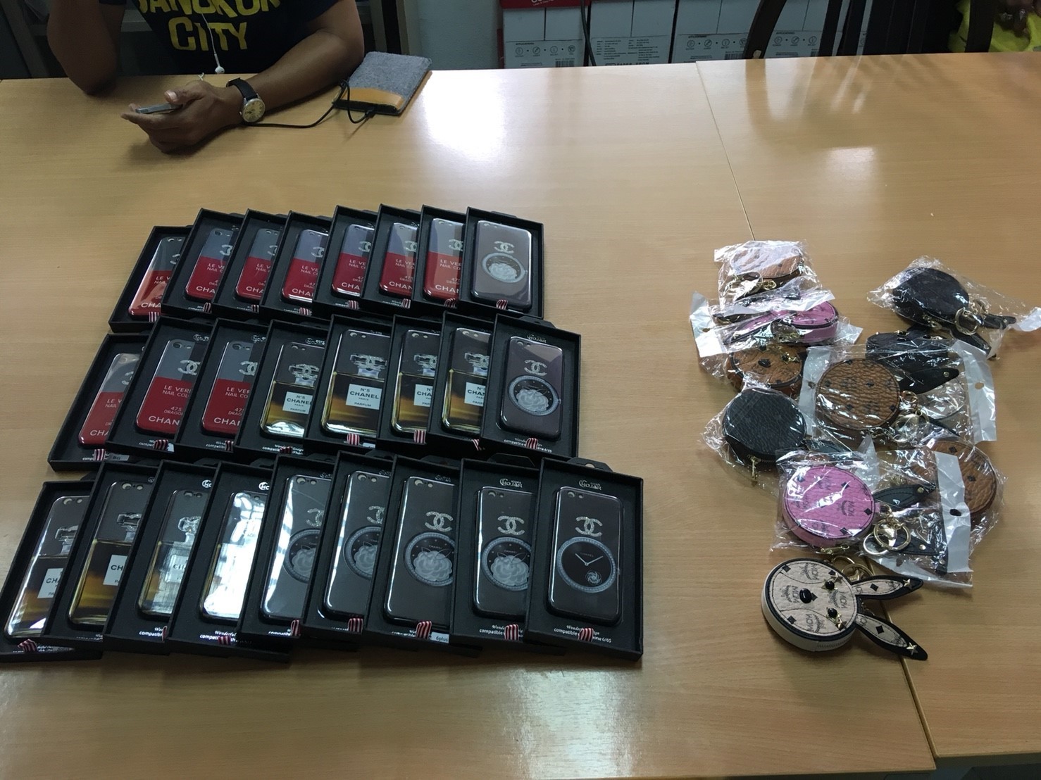 Operations from 12th to 15th October 2017 Counterfeit Goods Seized in Bangkok Metropolitan Area