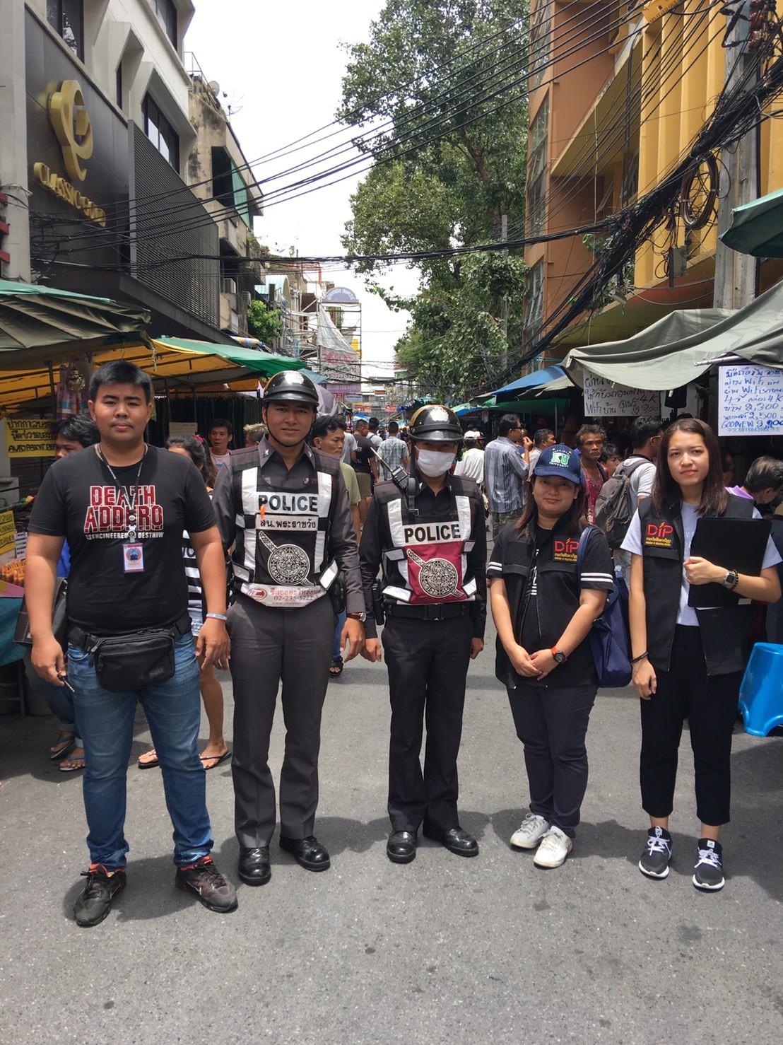 กรมทรัพย์สินทางปัญญา ลงพื้นที่ตรวจสอบสินค้าละเมิด ย่านการค้าบ้านหม้อ-ดิโอลด์สยามพลาซ่า