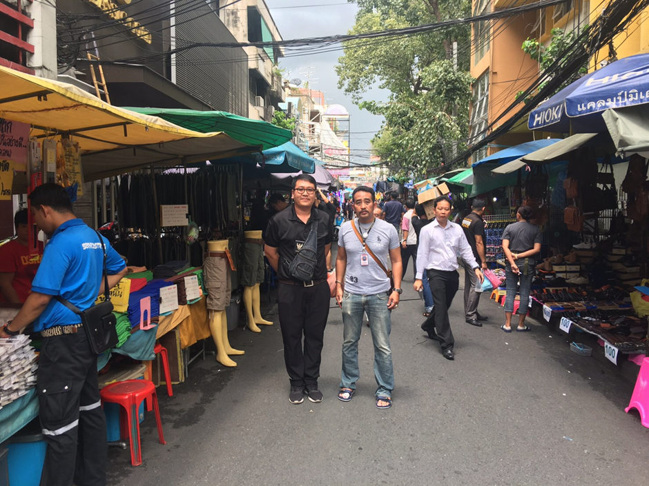 กรมทรัพย์สินทางปัญญา ลงพื้นที่ตรวจสอบสินค้าละเมิด ย่านการค้าบ้านหม้อ-ดิโอลด์สยามพลาซ่า